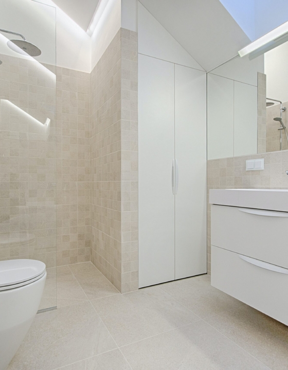 Should I Consider Buying a Floating Bathroom Vanity
